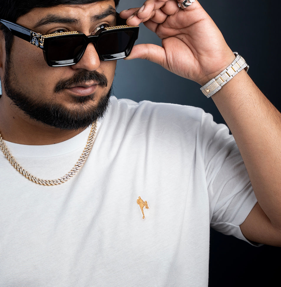 Leg Logo Tee - White & Gold